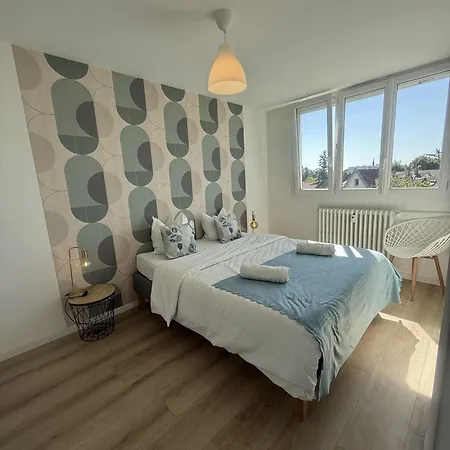 Petit Refuge Dijonnais 아파트 *